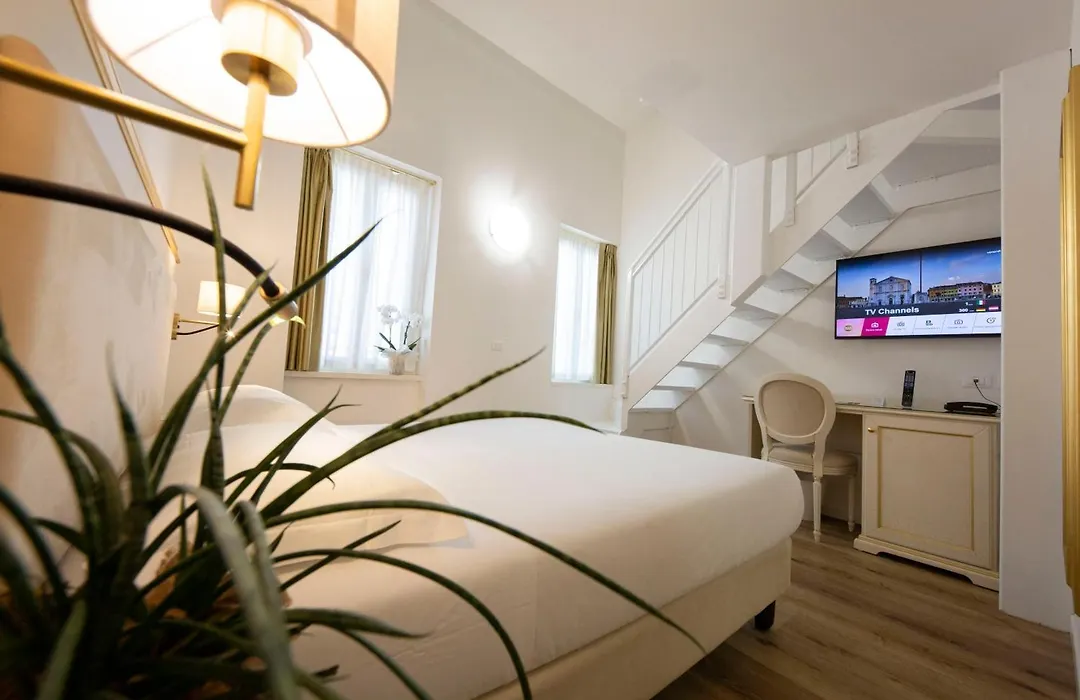 Hotel Ai Dogi-1